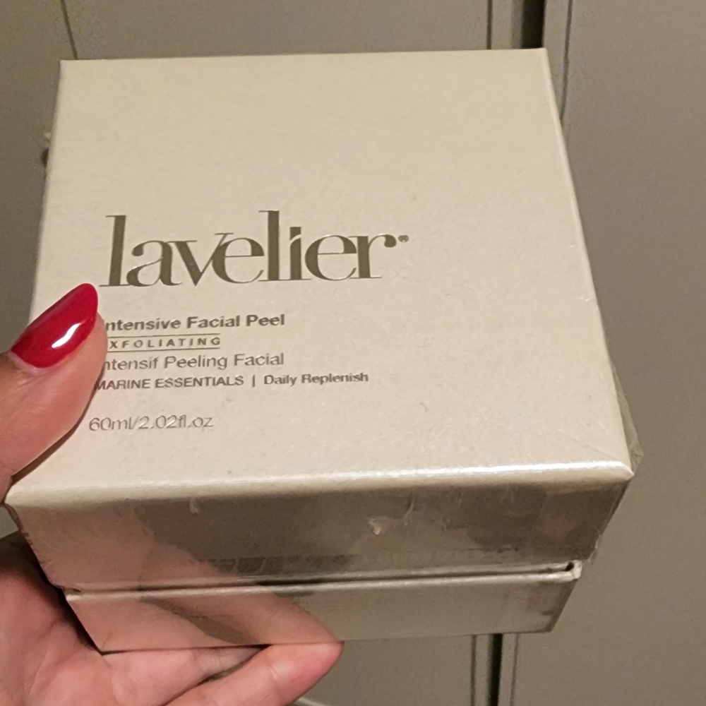 lavelier skin care , Intensive Facial Peel.